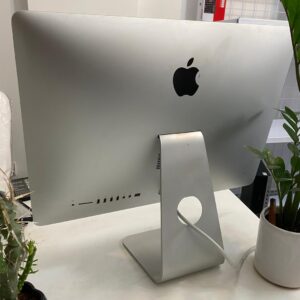 آل این وان آی مک اپل استوک مدل Imac A1418 2015 با پردازنده i5 نسل۵ اندازه 22 اینچ